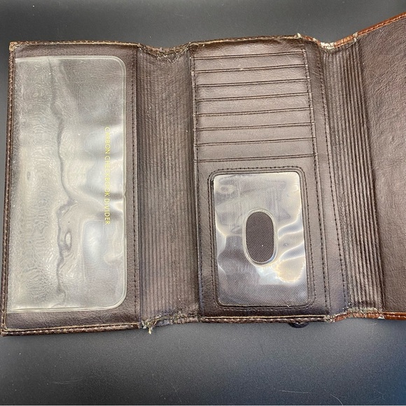 Fossil Brown Leather Trifold Wallet - Picture 6 of 6